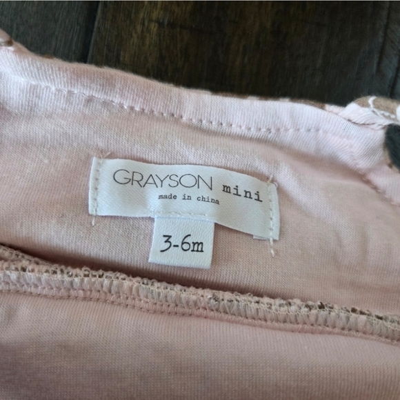 ‼️3/$30‼️ Pink And Brown Floral Ribbed Ruffle Romper Jumpsuit 3-6M New Girl's - Picture 4 of 7